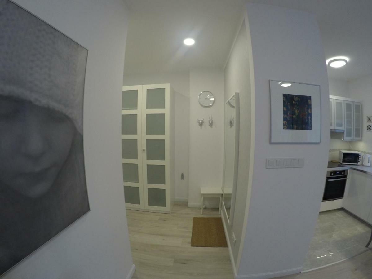 Apartment Slodowiec Metro, Free Parking *